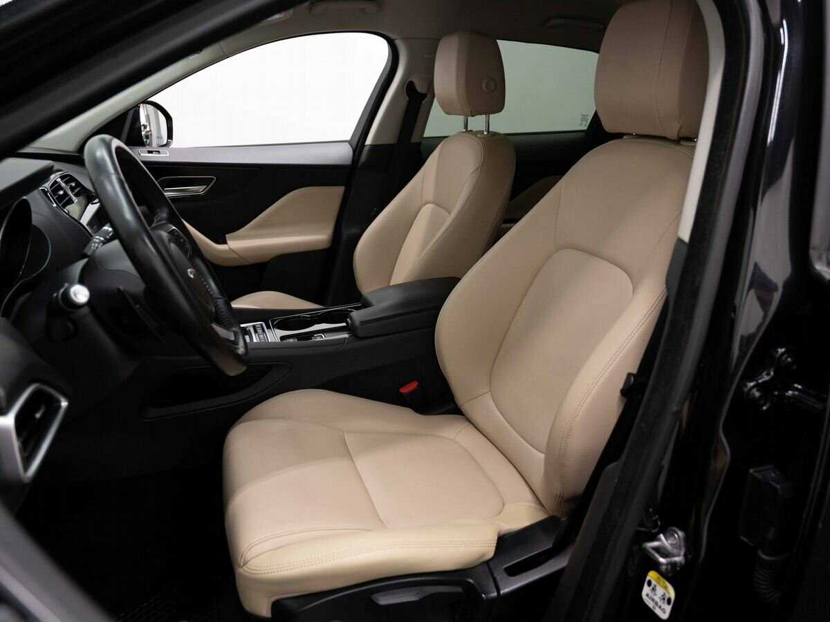 Jaguar F-Pace, 2017 - 122 121 км. | Фото №8