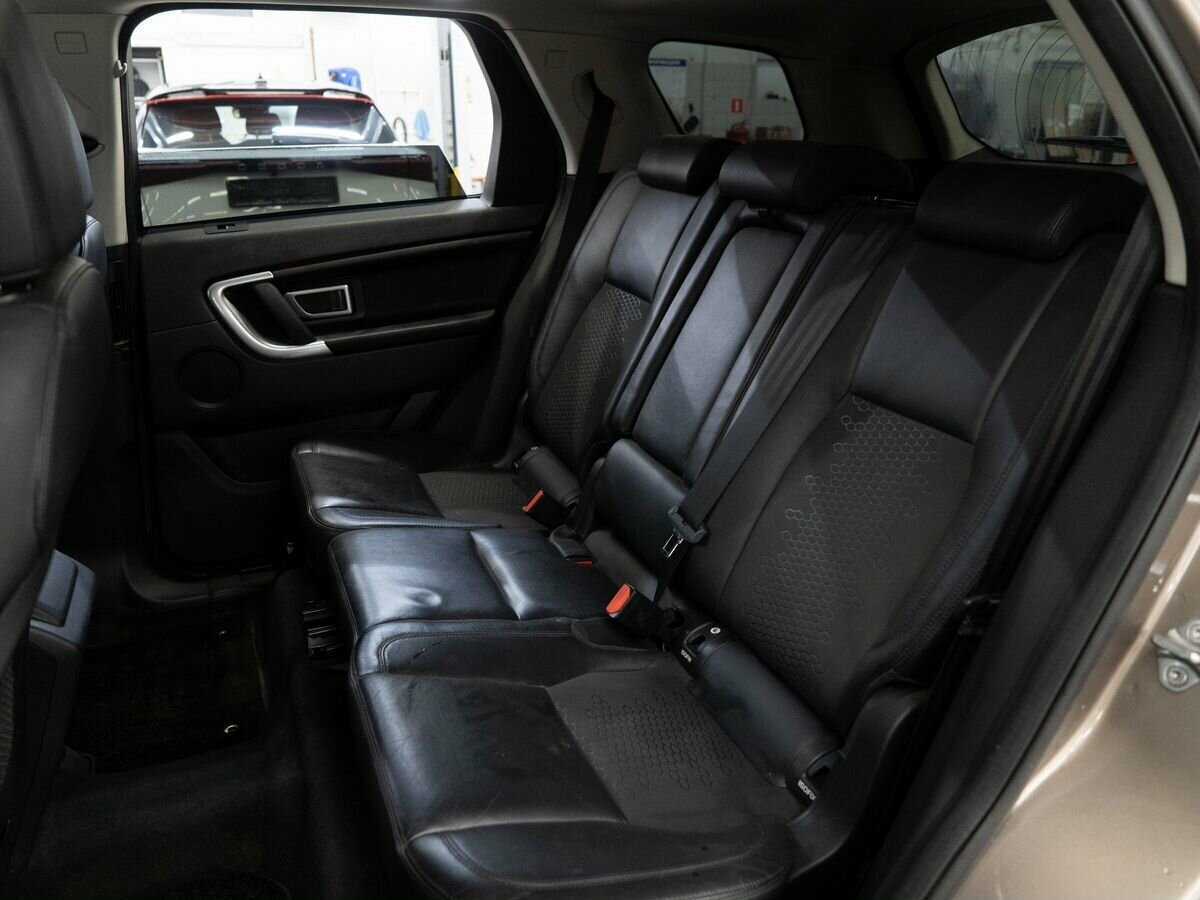 Land Rover Discovery Sport, 2017 Фото №7