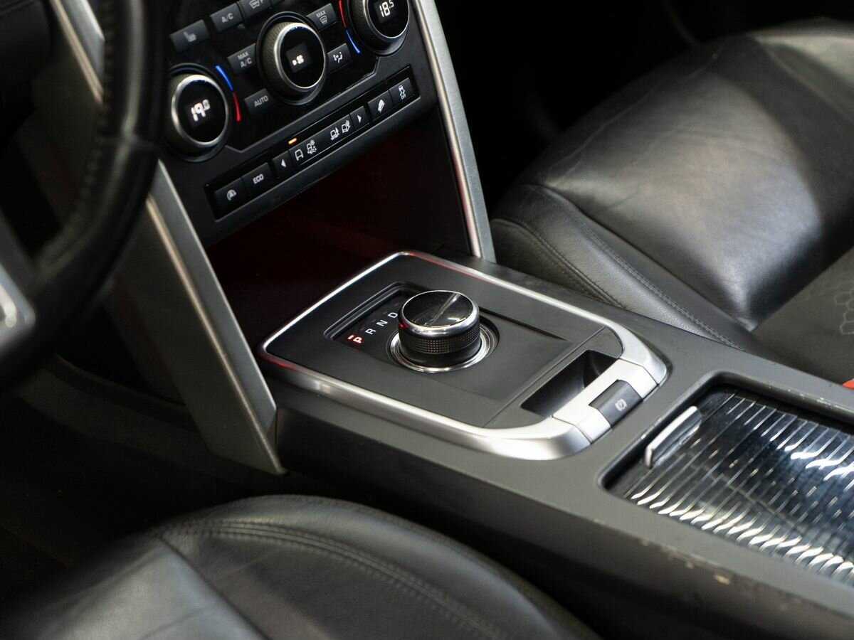 Land Rover Discovery Sport, 2017 Фото №12