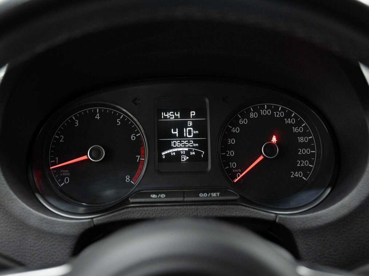 Volkswagen Polo, 2016 Фото №15