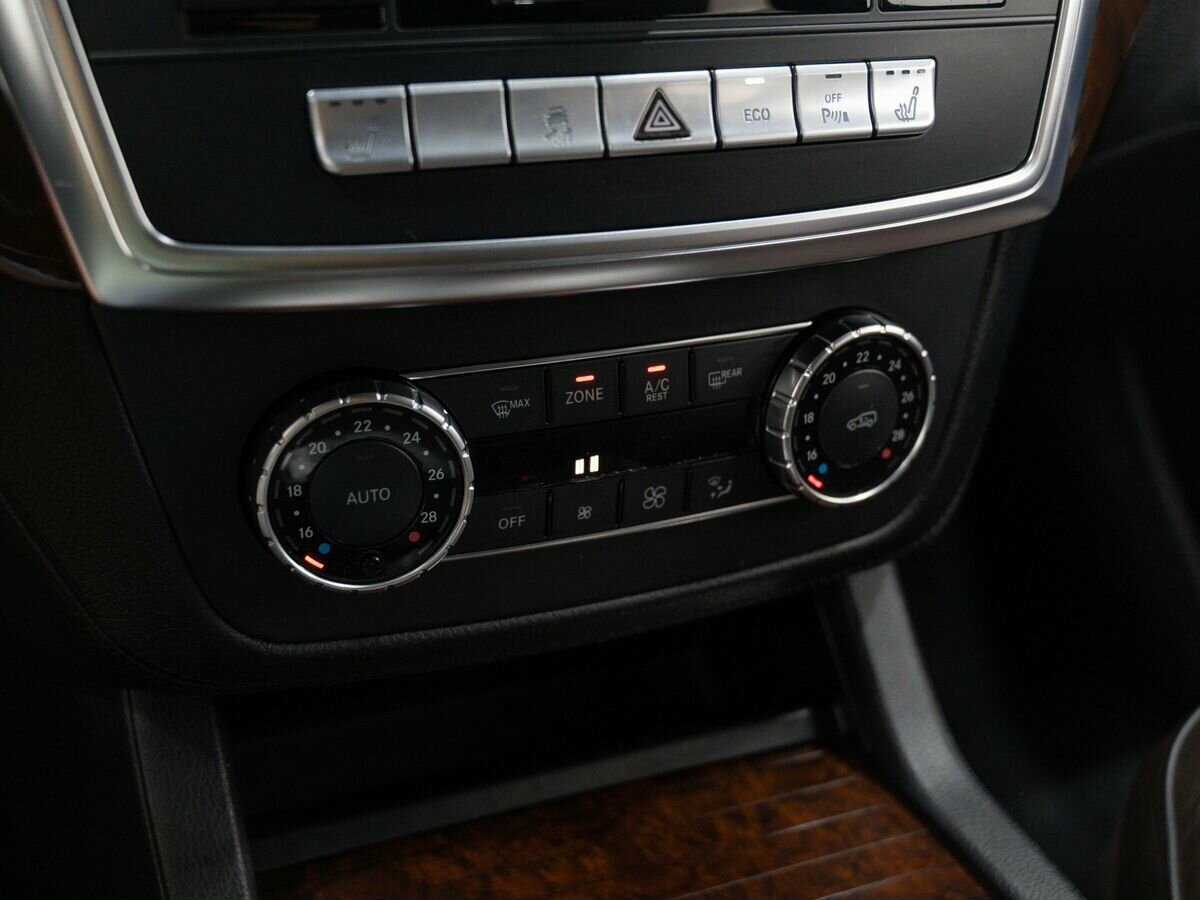 Mercedes-Benz GL-Класс 350 CDI BlueTEC, 2013 Фото №19