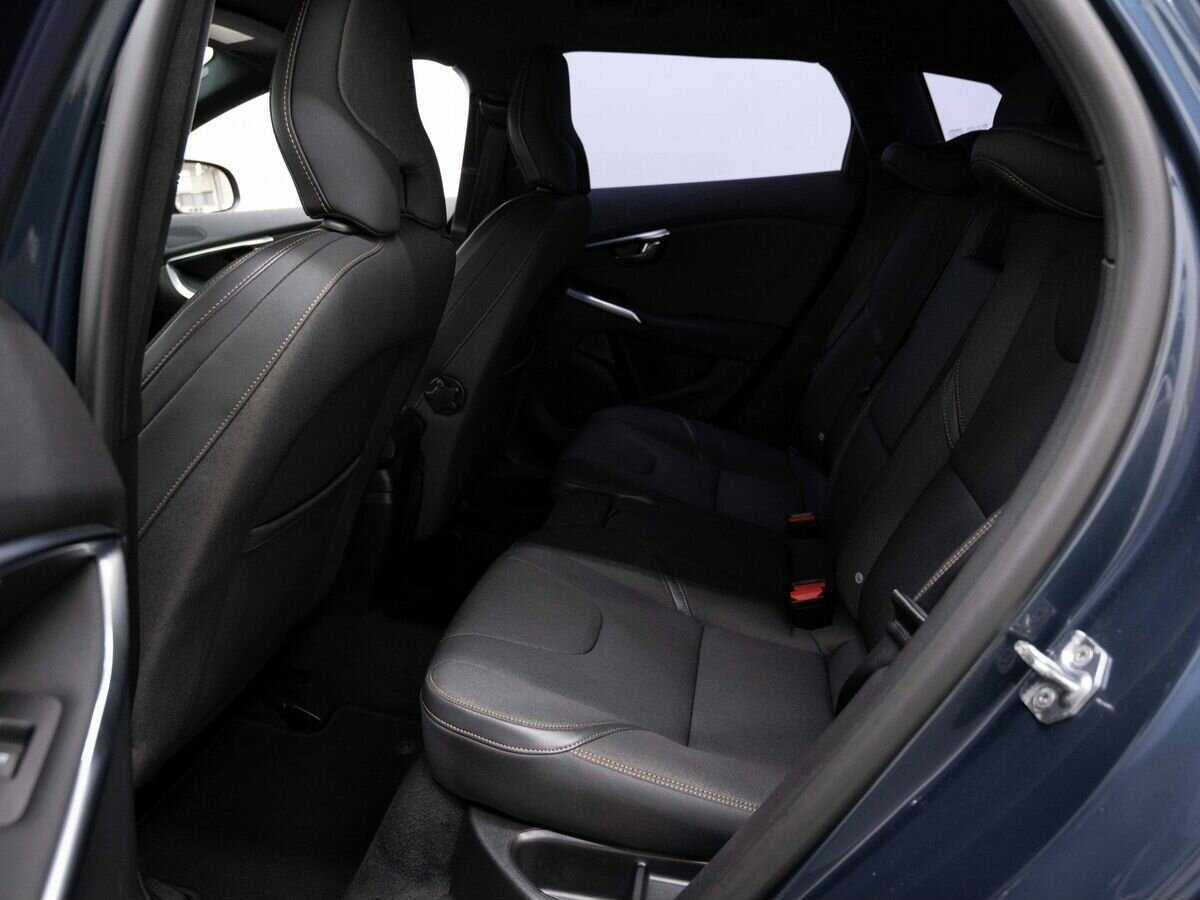 Volvo V40 Cross Country, 2017 Фото №9