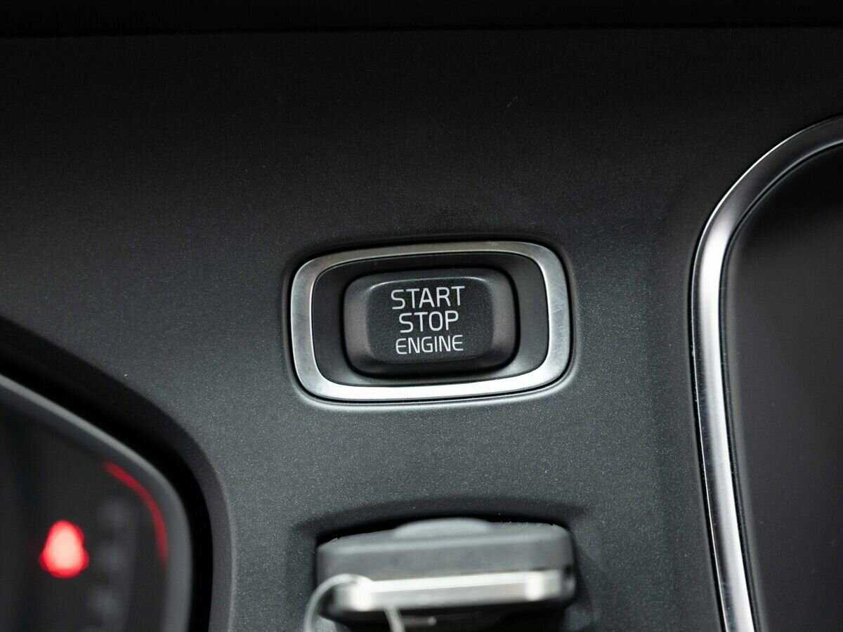 Volvo V40 Cross Country, 2017 Фото №19