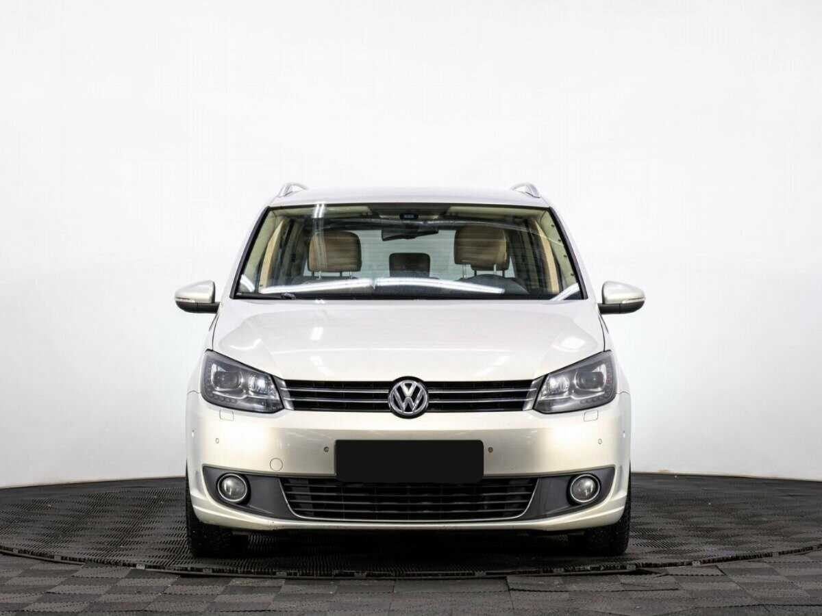 Volkswagen Touran, 2013 - 256 000 км. | Фото №2