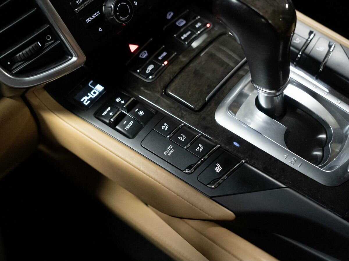 Porsche Cayenne Diesel, 2013 Фото №17