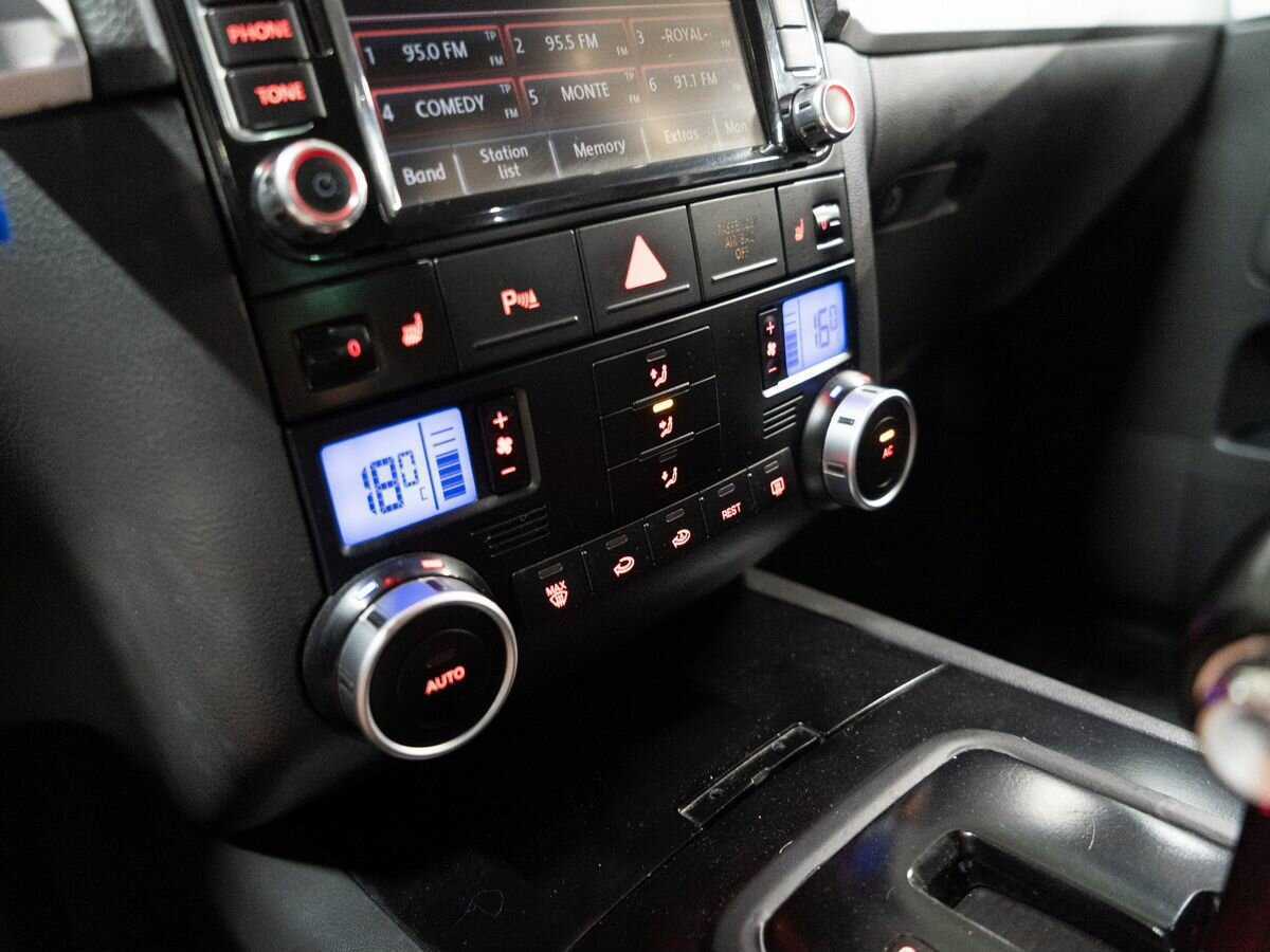 Volkswagen Touareg, 2008 Фото №17