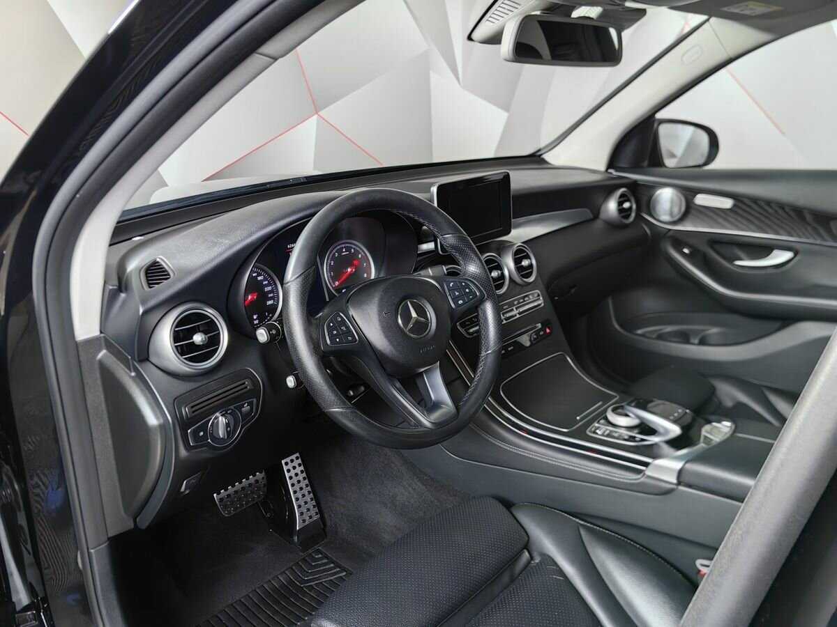 Mercedes-Benz GLC 300, 2017 Фото №14