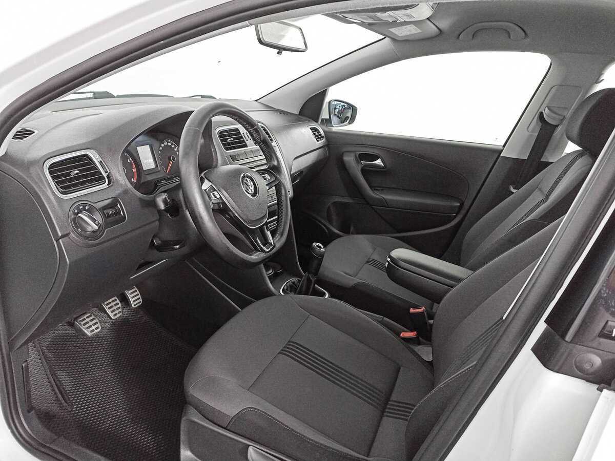 Volkswagen Polo, 2017 Фото №14