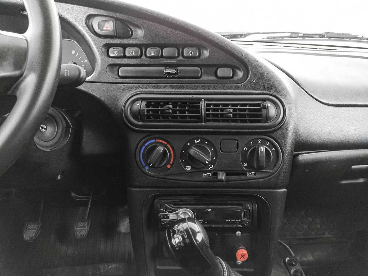 Chevrolet Niva, 2012 Фото №13