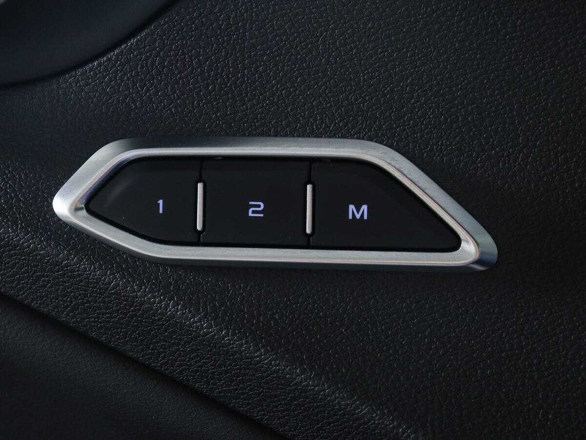 Geely Tugella, 2022 Фото №15