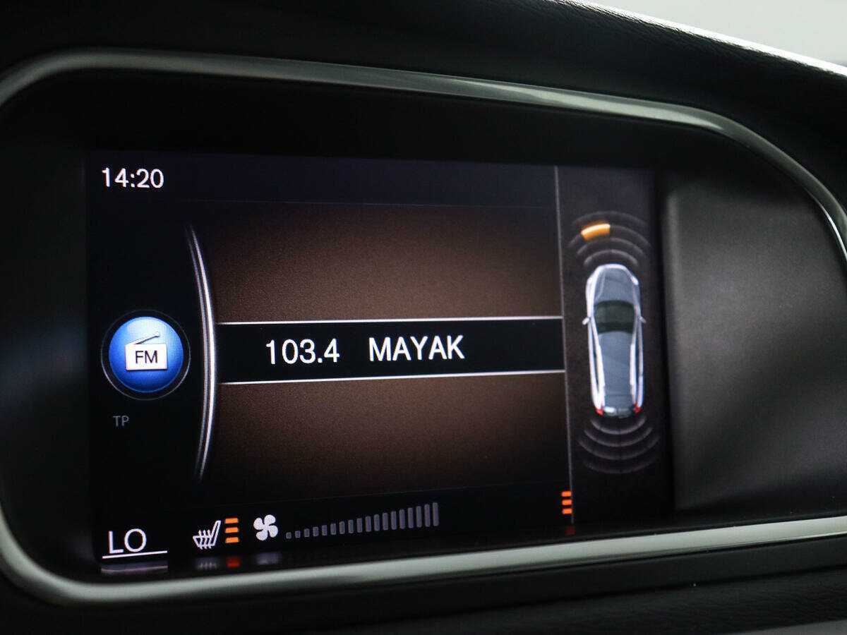 Volvo V40 Cross Country, 2019 Фото №12