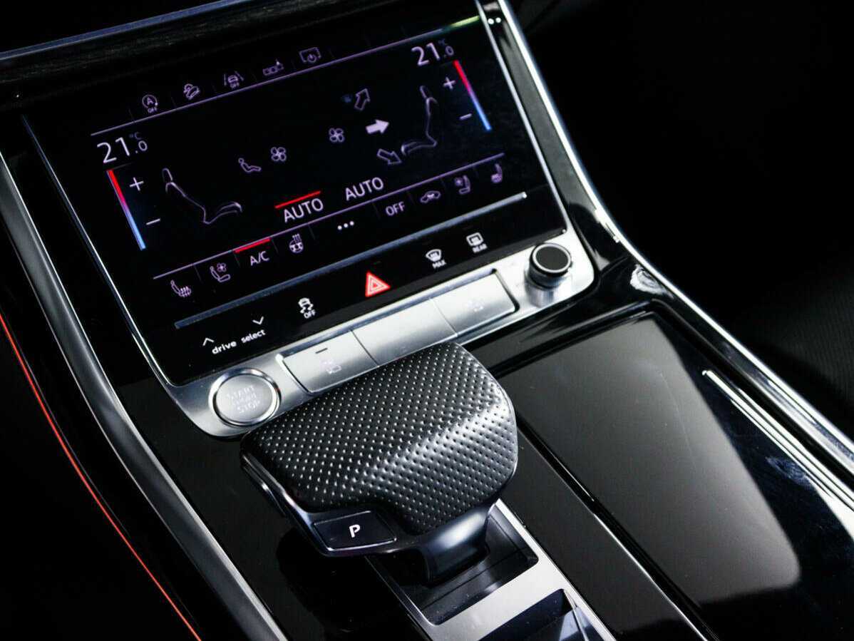 Audi Q8 55 TFSI, 2018 Фото №24