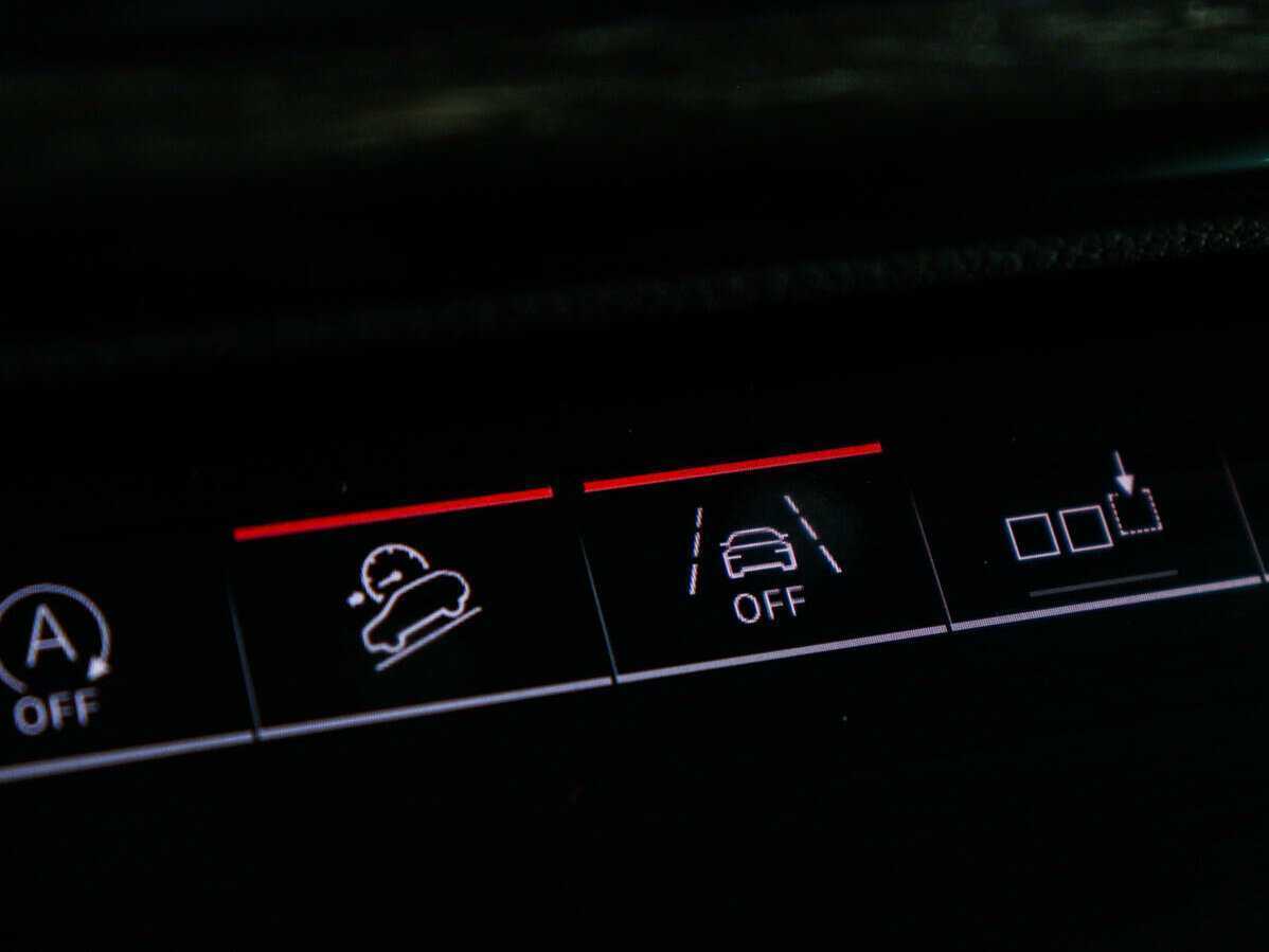 Audi Q8 55 TFSI, 2018 Фото №30