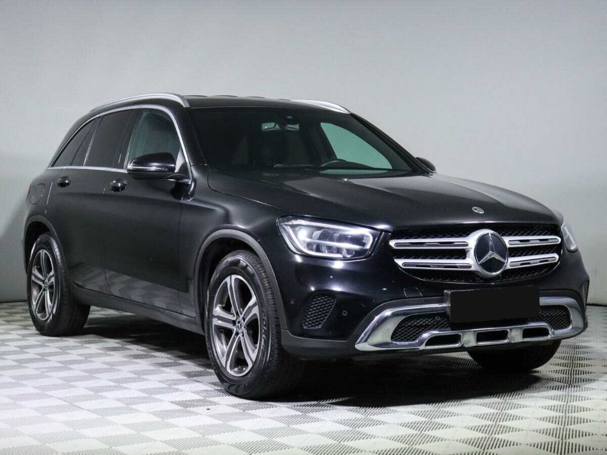 Mercedes-Benz GLC 200, 2021 - 41 525 км. | Фото №2
