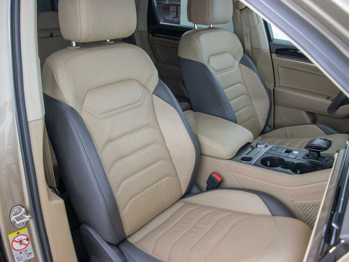 Volkswagen Touareg, 2018 Фото №10
