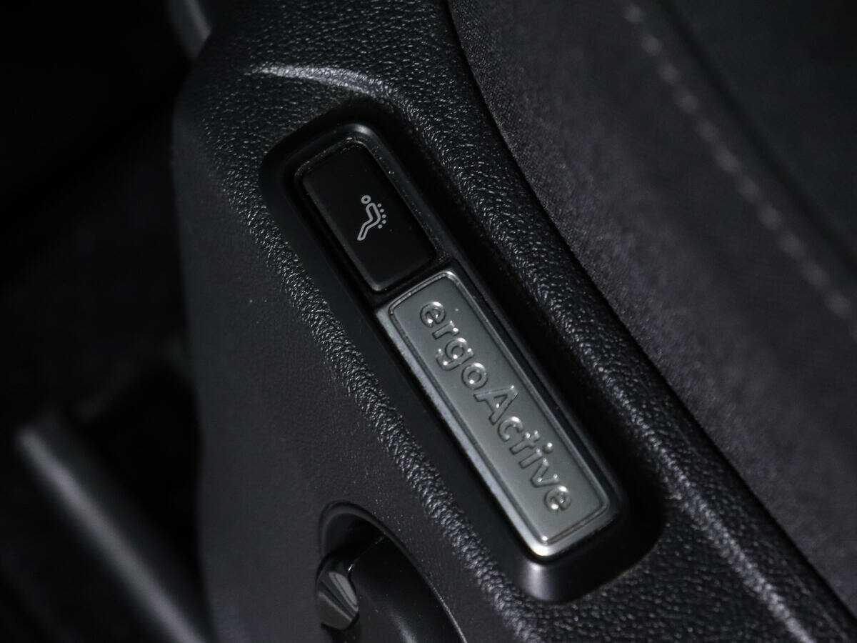 Volkswagen Tiguan, 2018 Фото №20