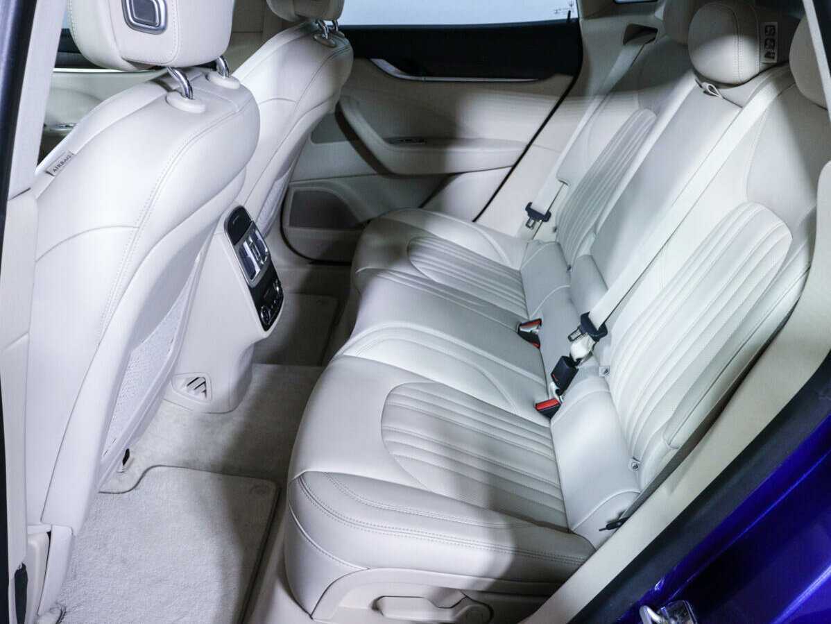 Maserati Levante, 2016 Фото №10