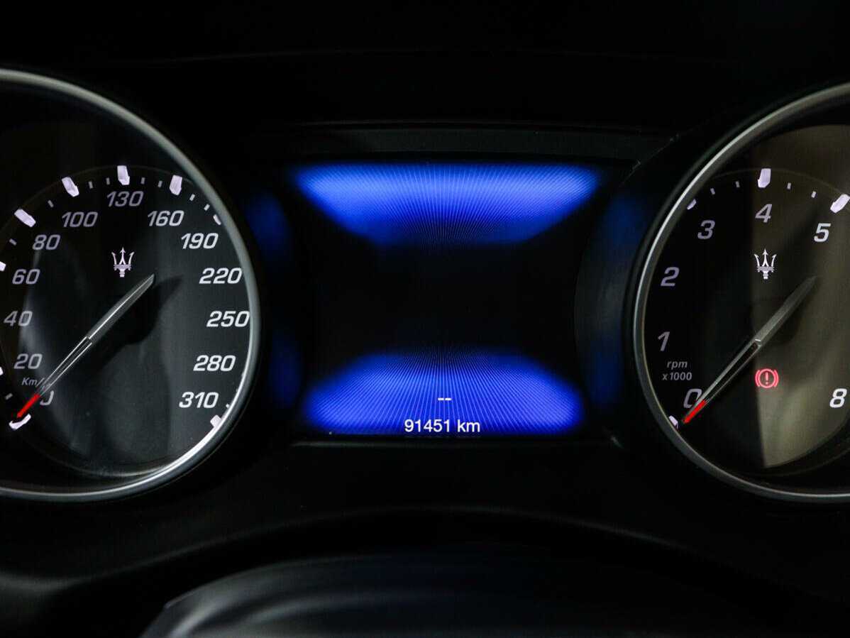 Maserati Levante, 2016 Фото №11