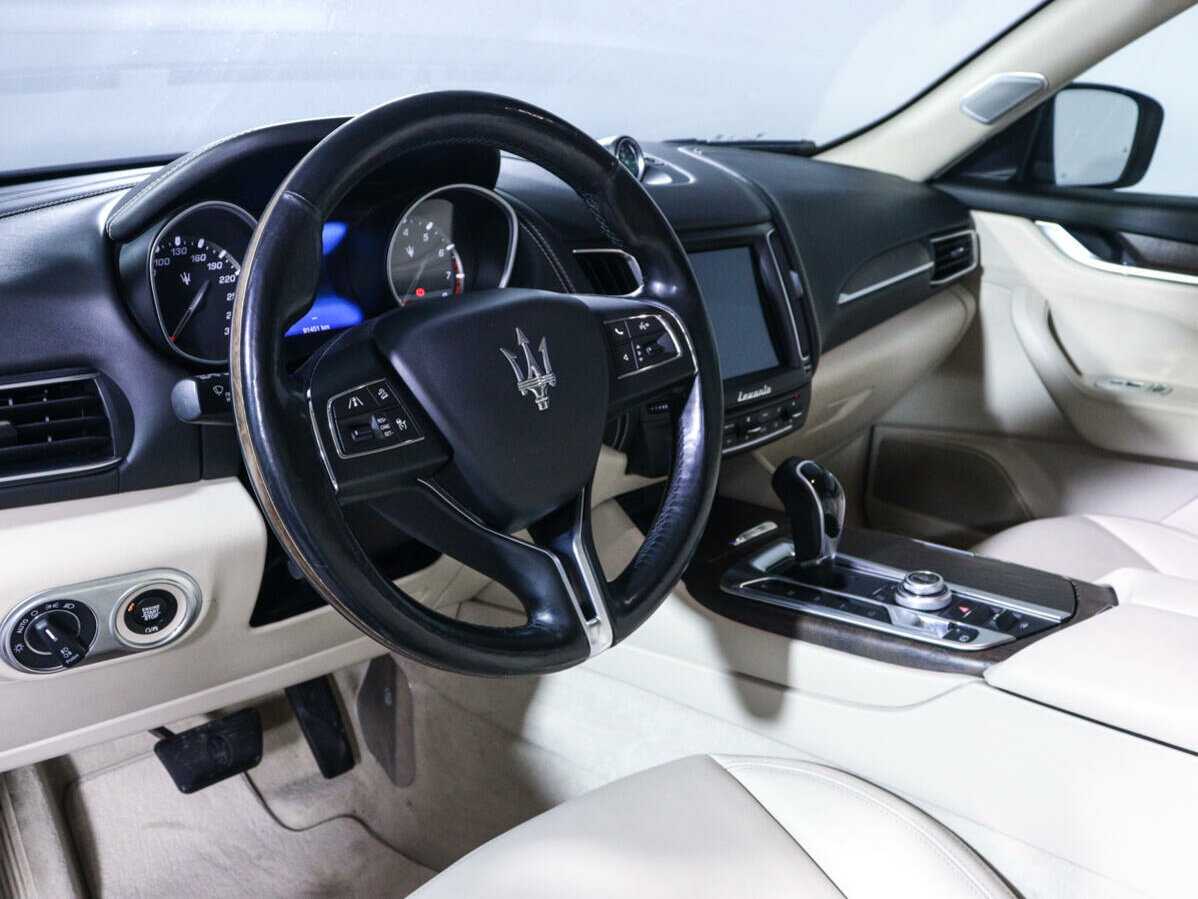 Maserati Levante, 2016 Фото №14