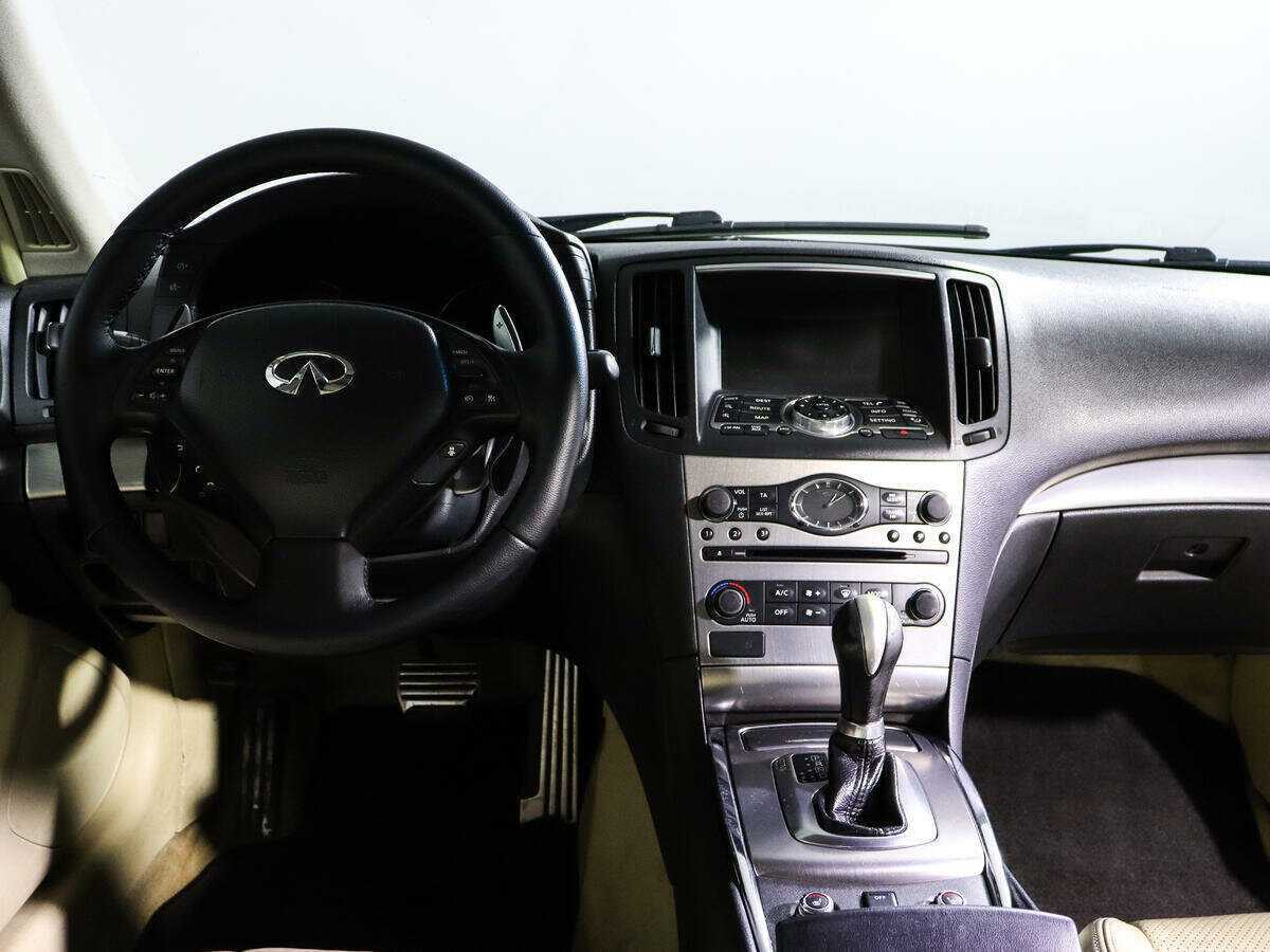 Infiniti G25, 2010 Фото №10