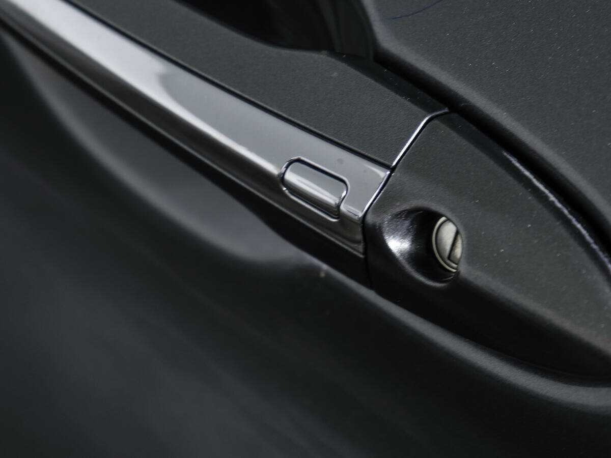 Infiniti Q60, 2016 Фото №17