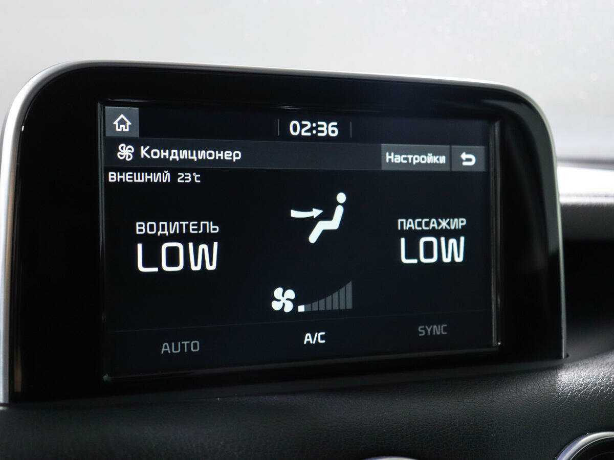 Kia Stinger, 2018 Фото №21