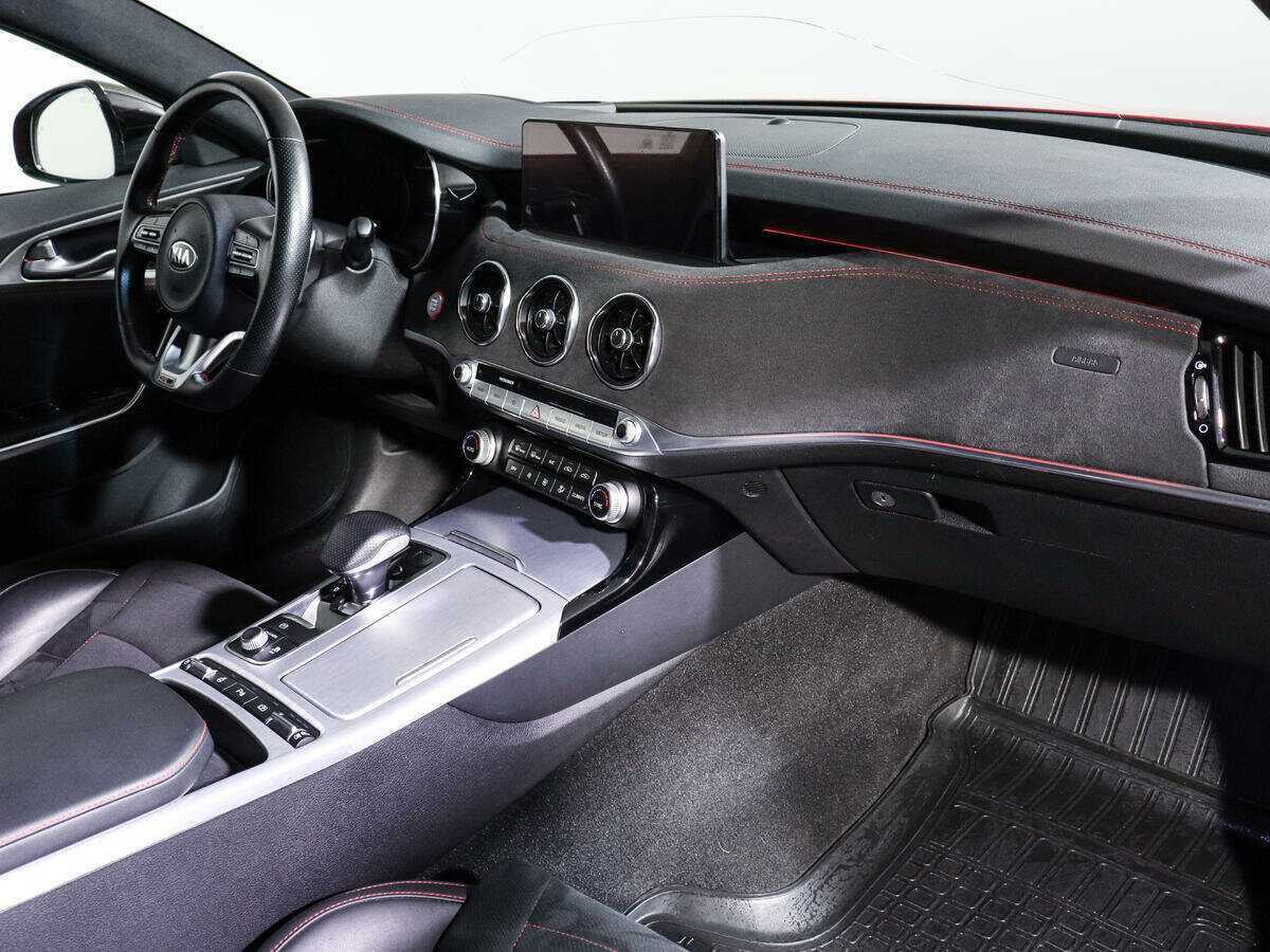 Kia Stinger, 2021 - 52 028 км. | Фото №7