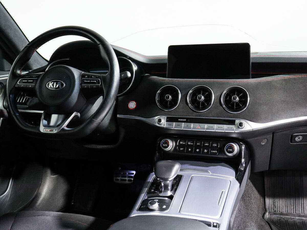 Kia Stinger, 2021 Фото №10