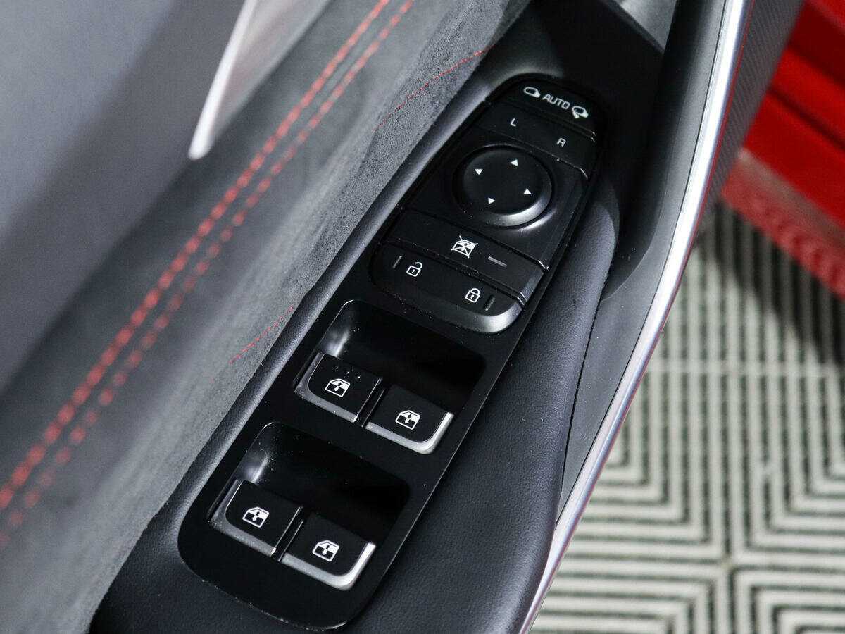 Kia Stinger, 2021 Фото №23