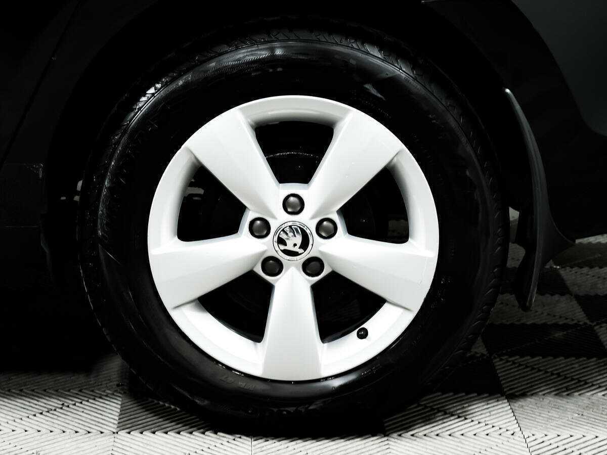 Skoda Rapid, 2014 Фото №14