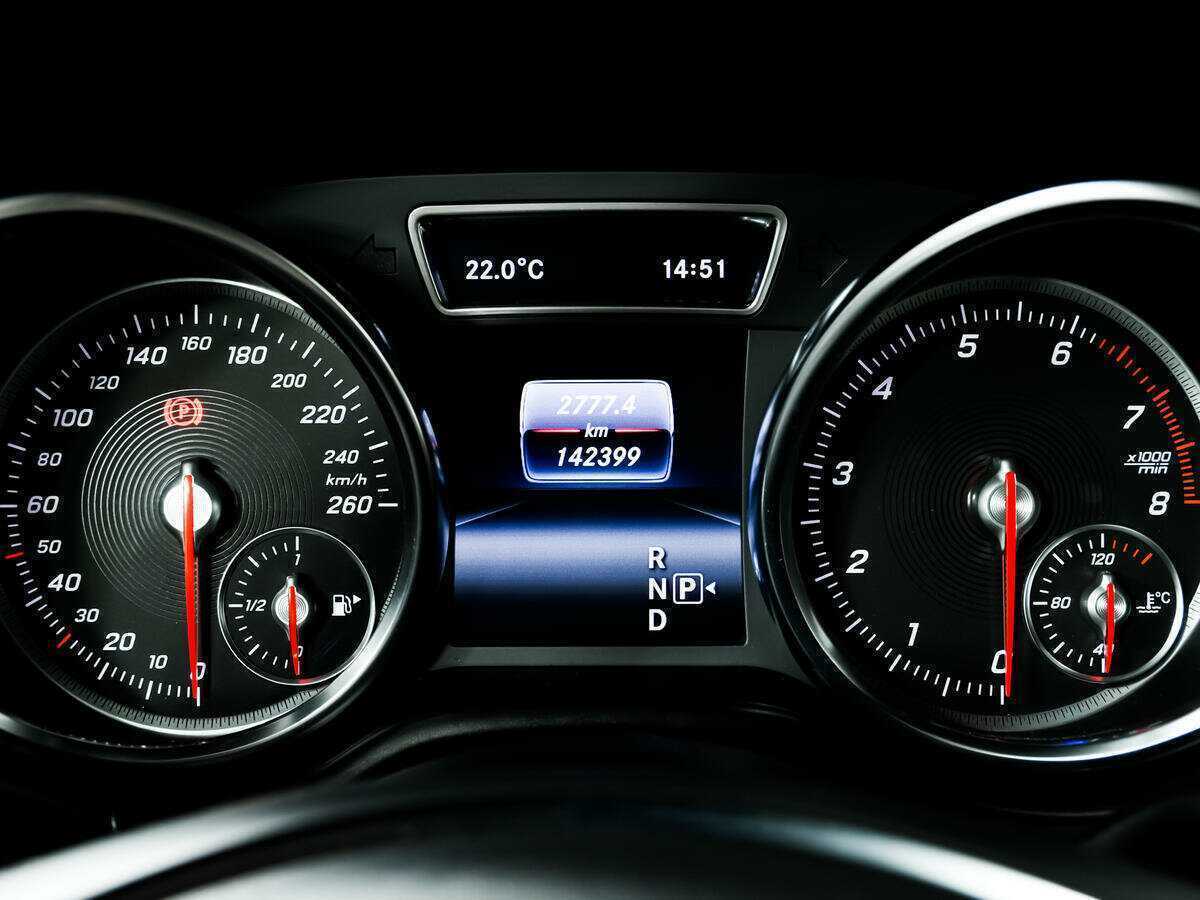 Mercedes-Benz GLE 400, 2016 Фото №10