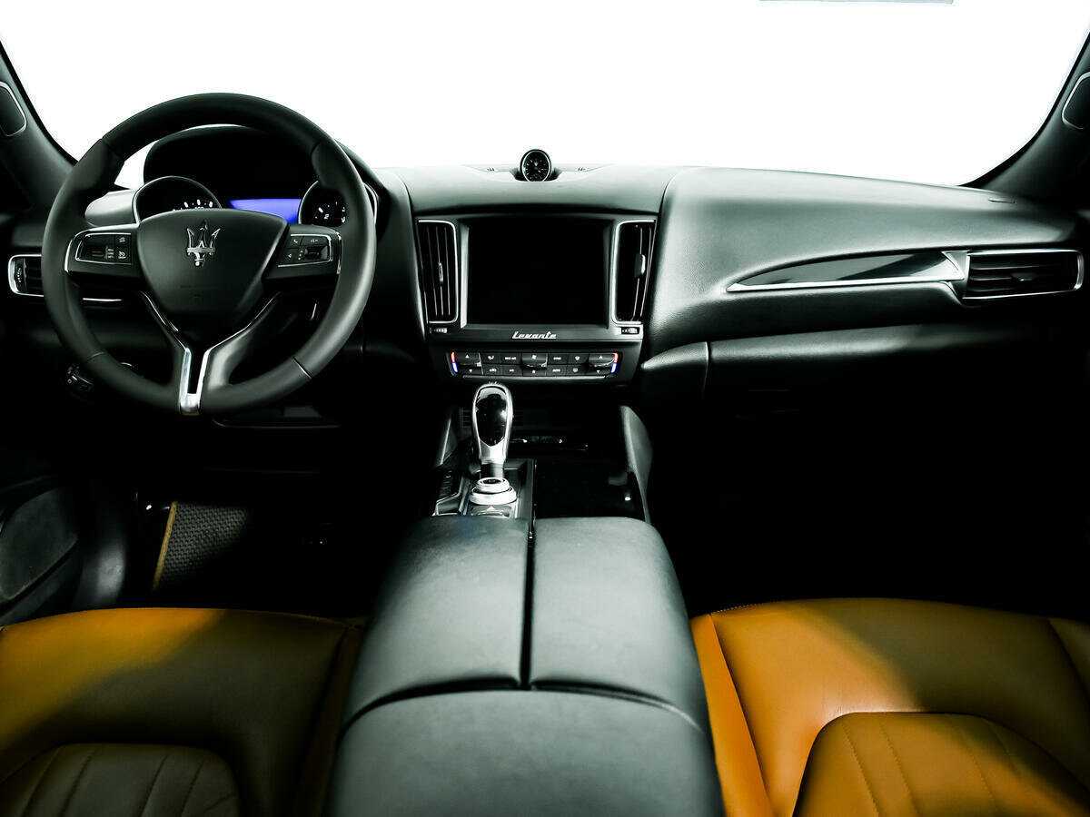 Maserati Levante Diesel, 2018 Фото №9