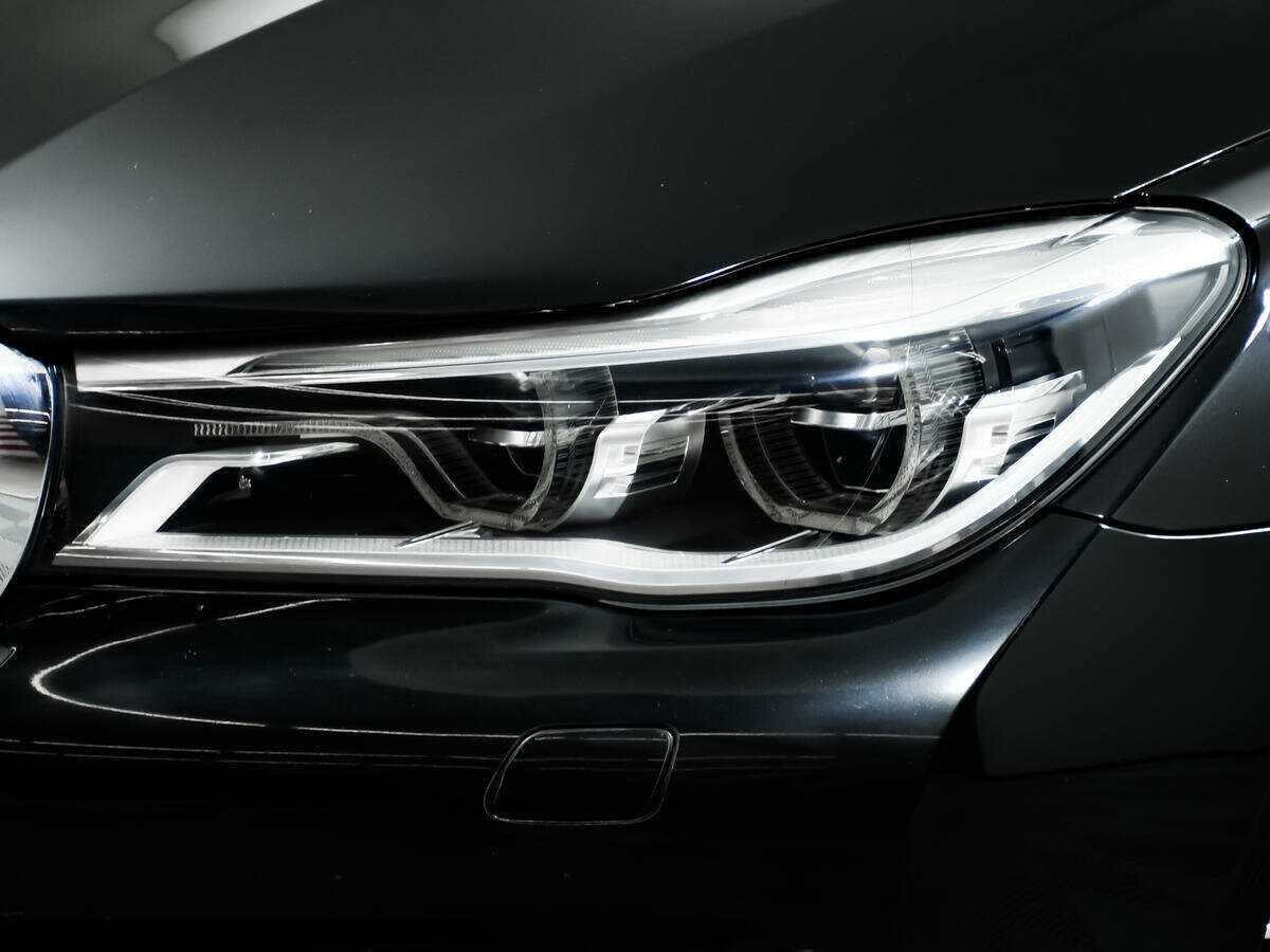 BMW 7 серии 730i, 2016 Фото №15