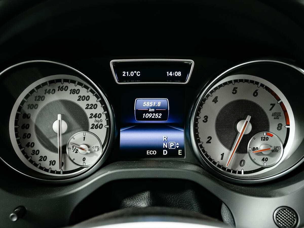 Mercedes-Benz GLA 250, 2014 Фото №10