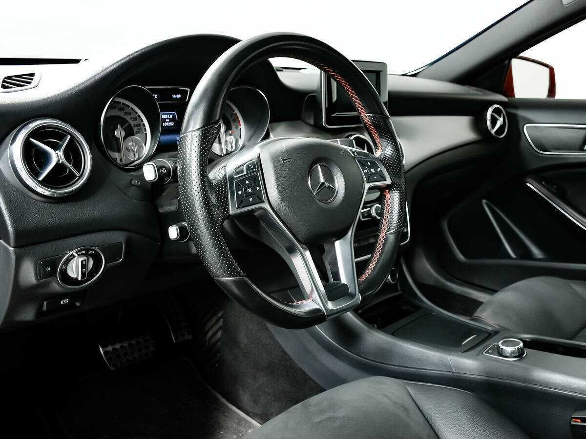 Mercedes-Benz GLA 250, 2014 Фото №13
