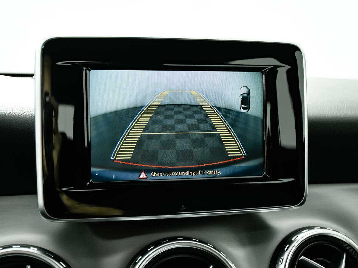 Mercedes-Benz GLA 250, 2014 Фото №16