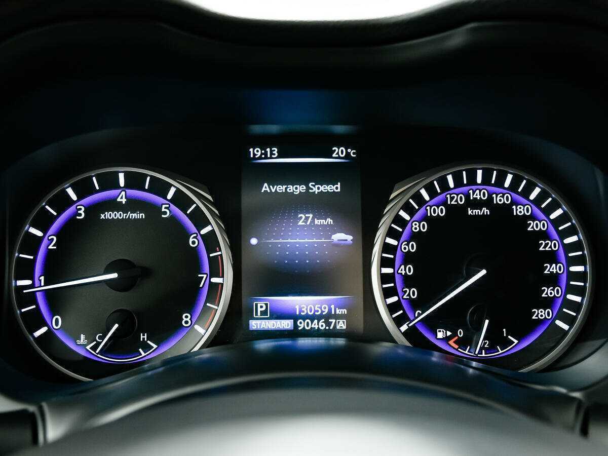 Infiniti Q50, 2015 Фото №9