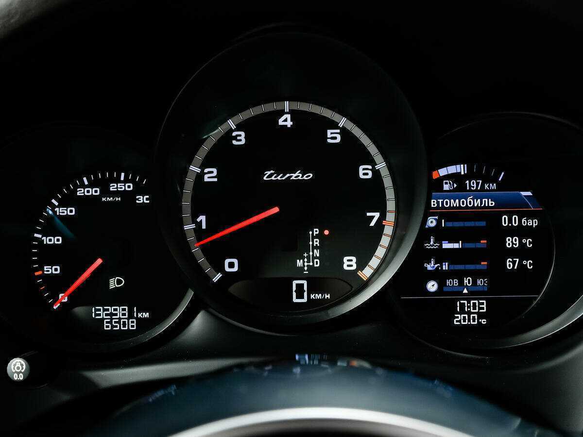 Porsche Macan Turbo, 2014 Фото №10