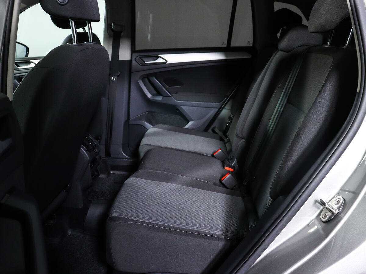 Volkswagen Tiguan, 2021 - 72 990 км. | Фото №7