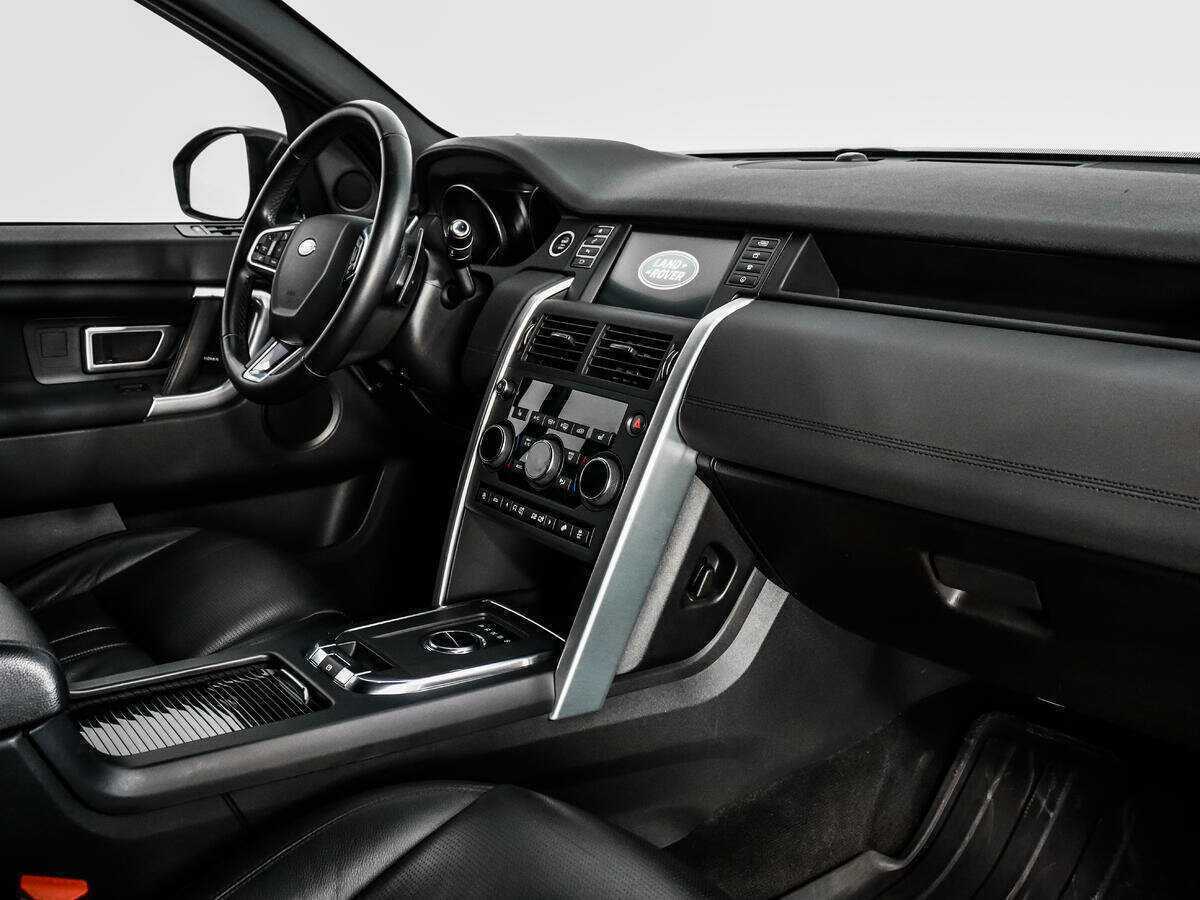 Land Rover Discovery Sport, 2018 Фото №12