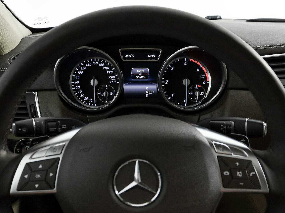 Mercedes-Benz GL-Класс 350 CDI BlueTEC, 2013 Фото №22