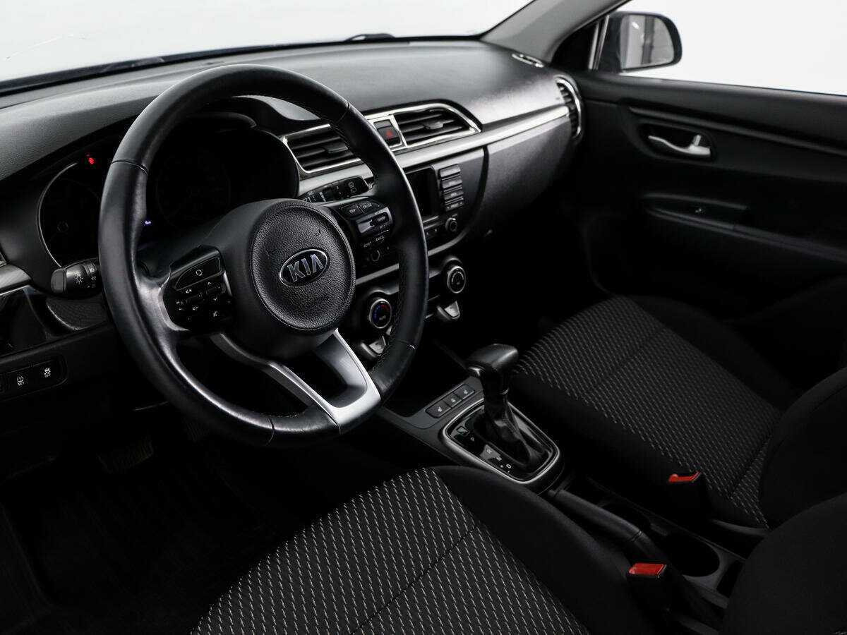 Kia Rio X-Line, 2018 Фото №11