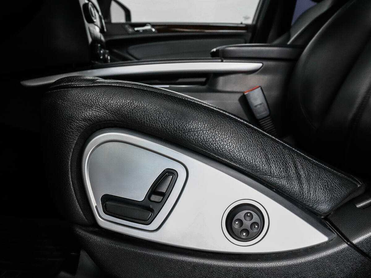 Mercedes-Benz GL-Класс 350, 2011 Фото №10