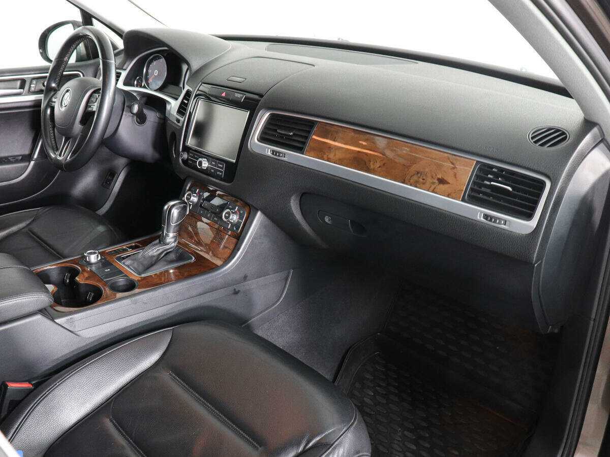 Volkswagen Touareg, 2010 Фото №10