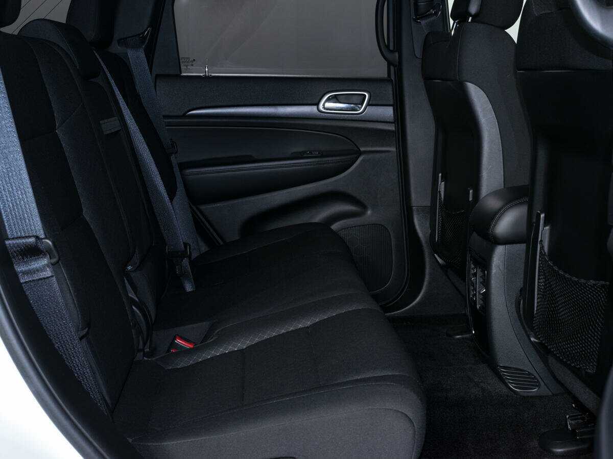 Jeep Grand Cherokee, 2018 Фото №13