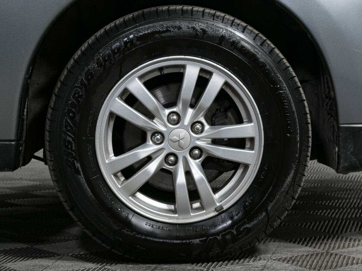 Mitsubishi Outlander, 2012 Фото №17