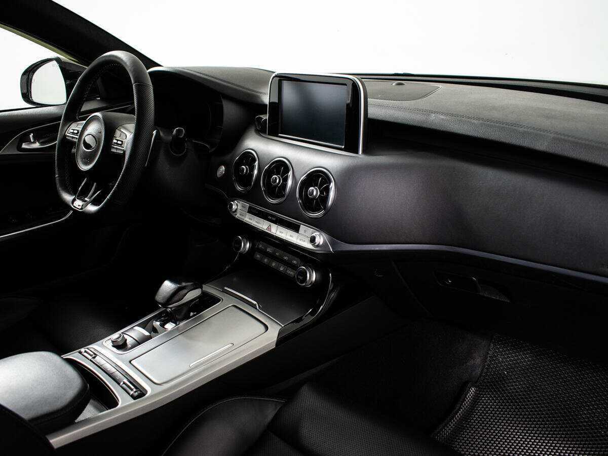 Kia Stinger, 2018 Фото №9