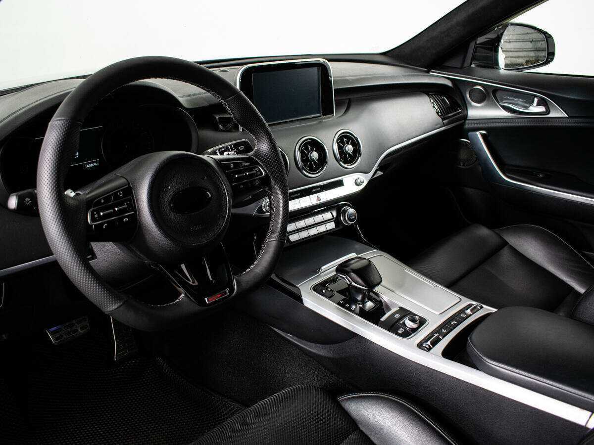 Kia Stinger, 2018 Фото №13