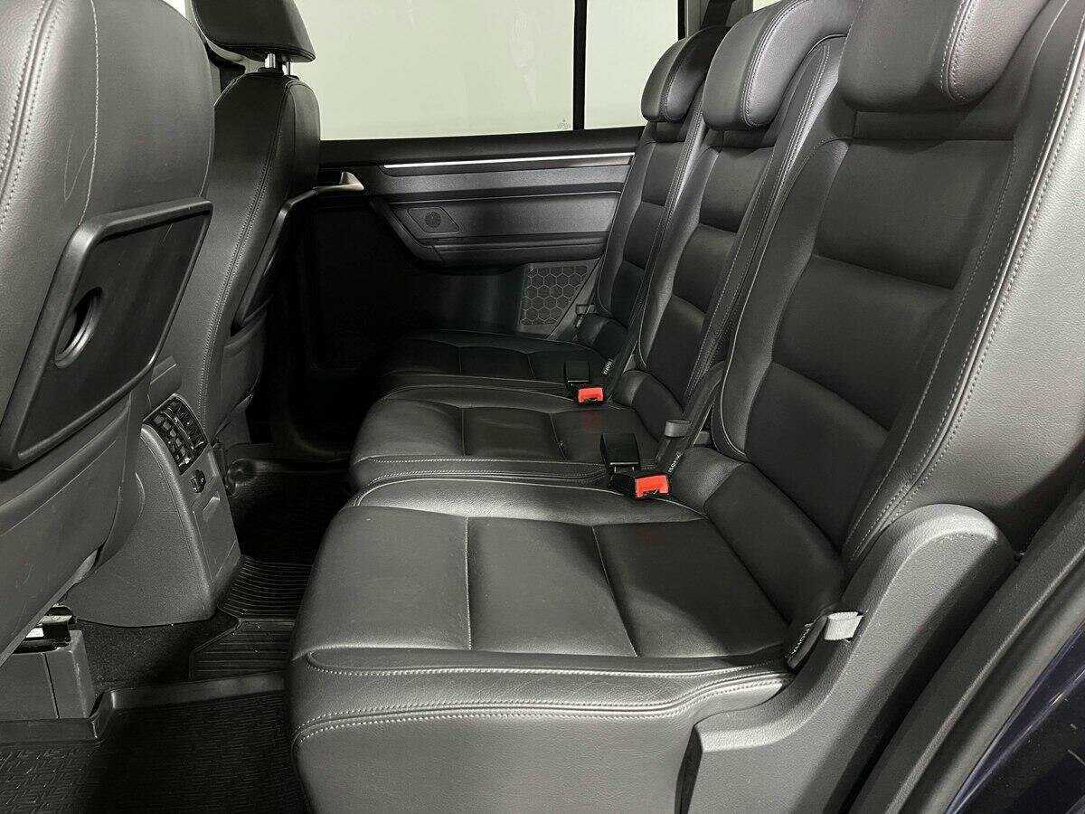 Volkswagen Touran, 2012 Фото №10