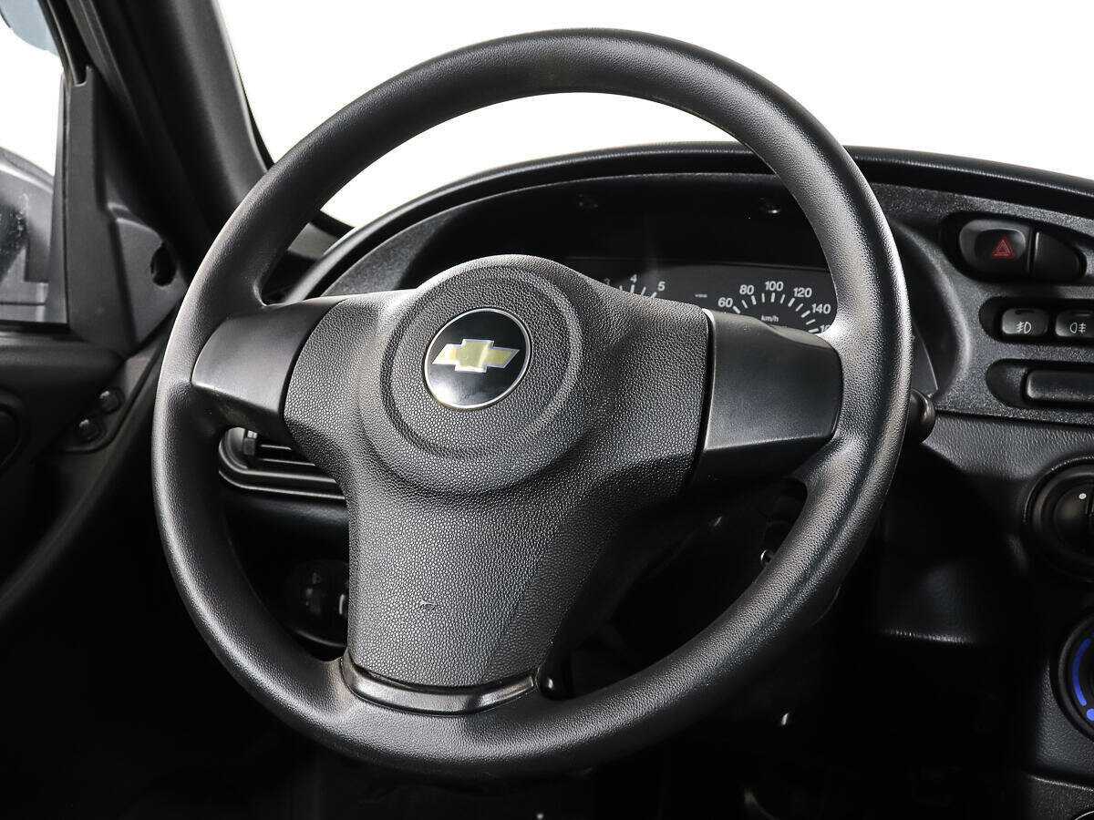 Chevrolet Niva, 2011 Фото №14